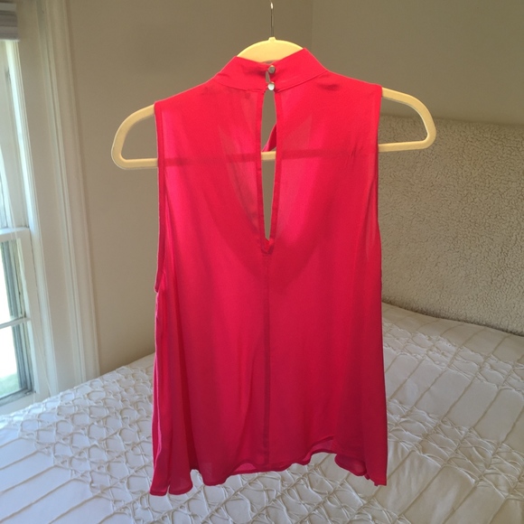 Beau Tissu Collar Blouse -- Size M - Picture 2 of 3